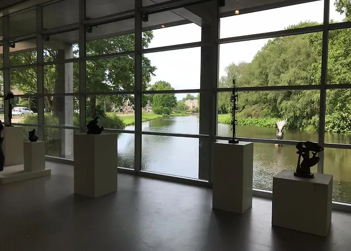 Couette-café 84huis 3*